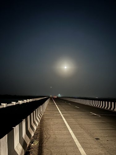B56DC884-5F9E-4BC6-A63E-F1FF414512C6_1_105_c